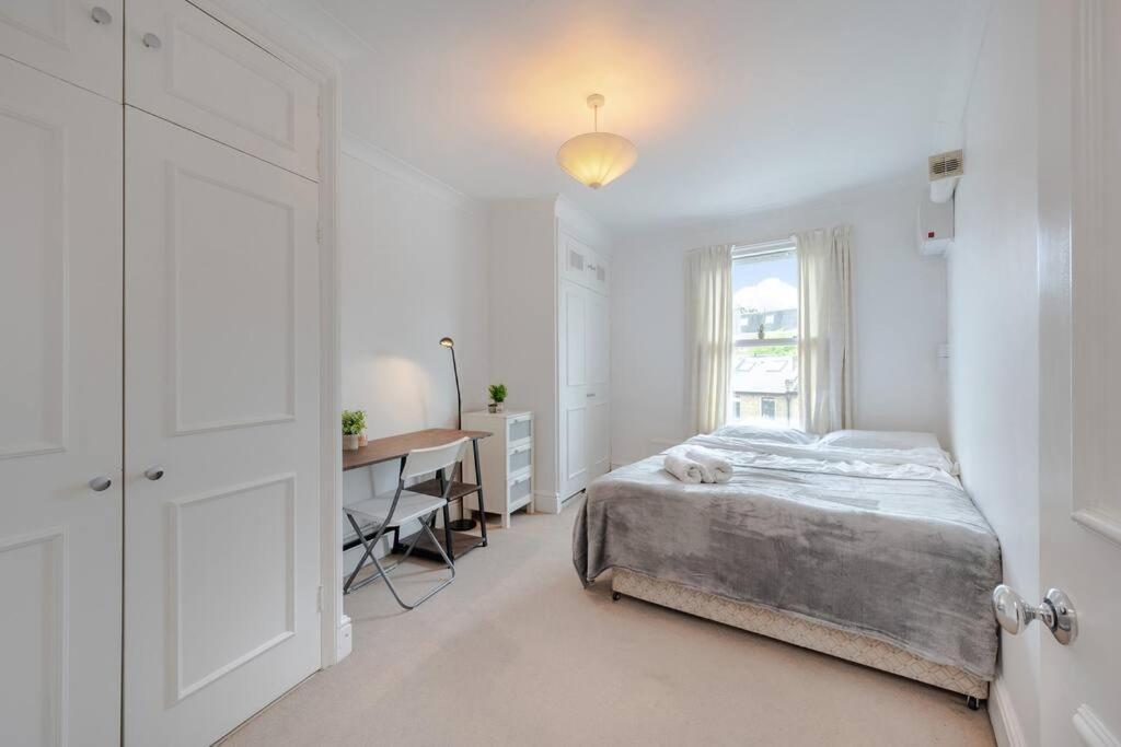 런던 Cosy 2 Bed In Kensington Olympia 아파트 외부 사진