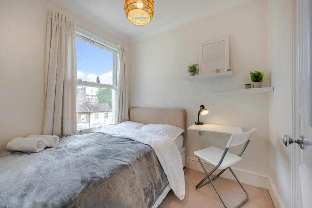 런던 Cosy 2 Bed In Kensington Olympia 아파트 외부 사진